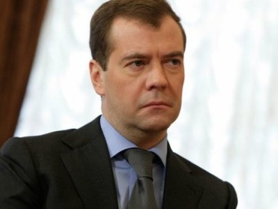 Медведев посетил Стойленский горно-обогатительный комбинат