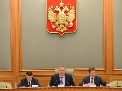 Дмитрий Рогозин провёл первое заседание Авиационной коллегии при Правительстве России